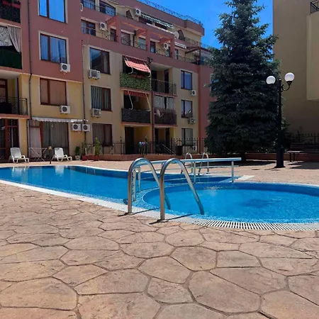 Kremena In Sv With Swimming Pool Къща за гости Свети Влас